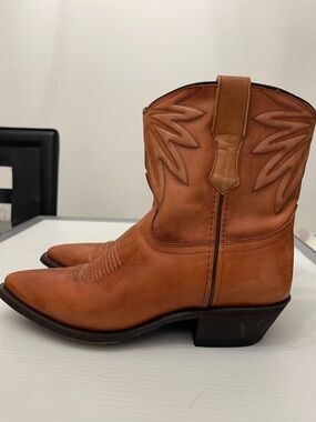 DINGO CELYNE LEATHER COWGIRL BOOTS WOMENS SIZE 9M